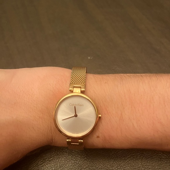 Calvin Klein Quartz Dial Ladies Watch - Picture 2 of 6